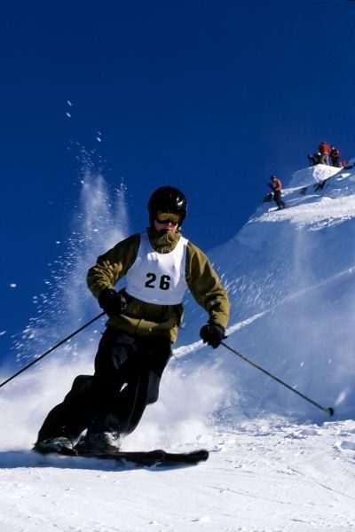 competition de ski sur neige artificielle